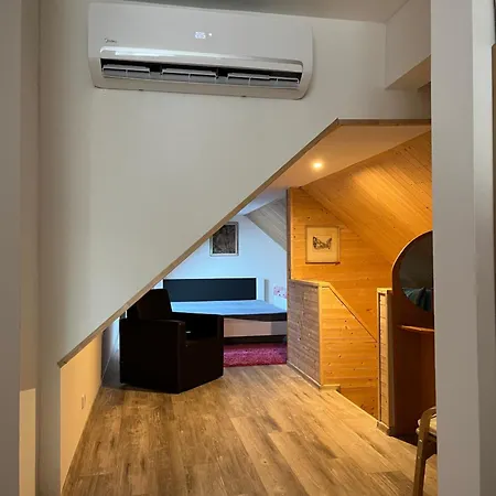 U Lesa V Zeleznych Horach Zlebske Chvalovice