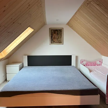 U Lesa V Zeleznych Horach * Zlebske Chvalovice